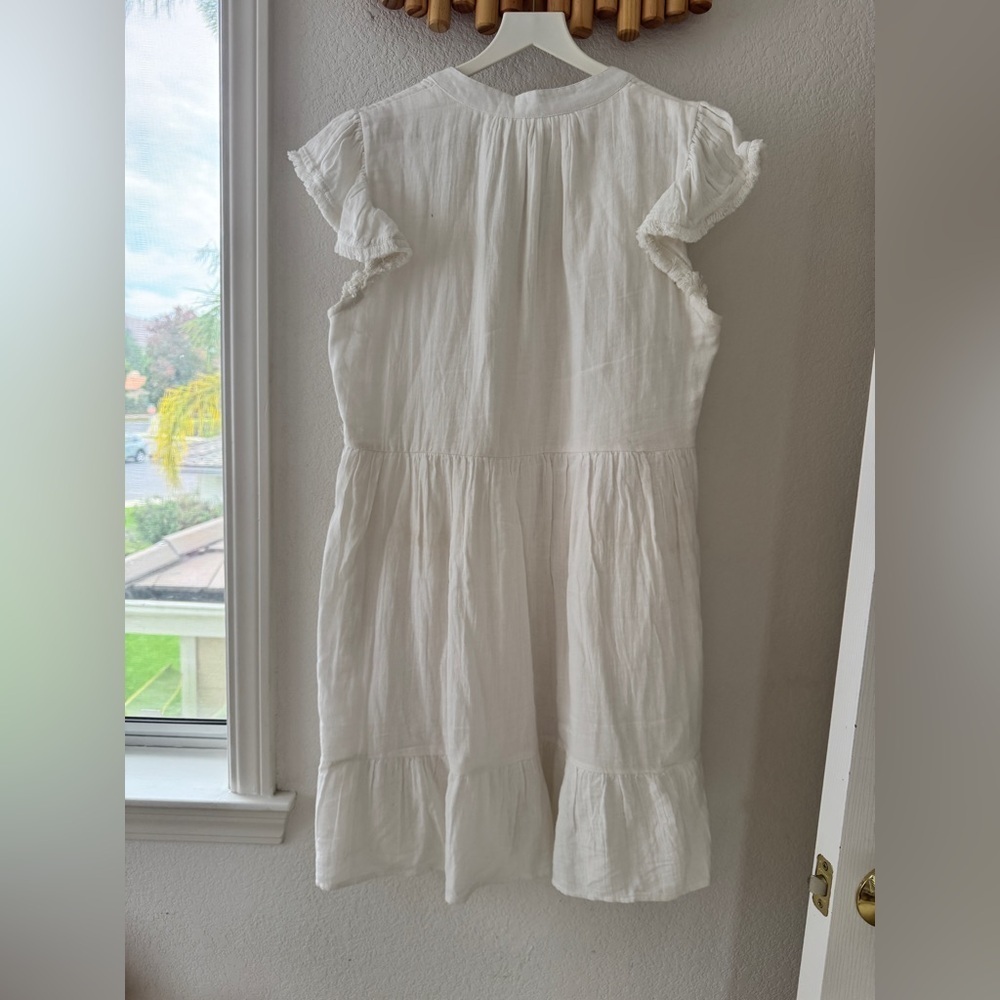 THML cap sleeve White Ruffle Shoulder dress - Picture 4 of 5